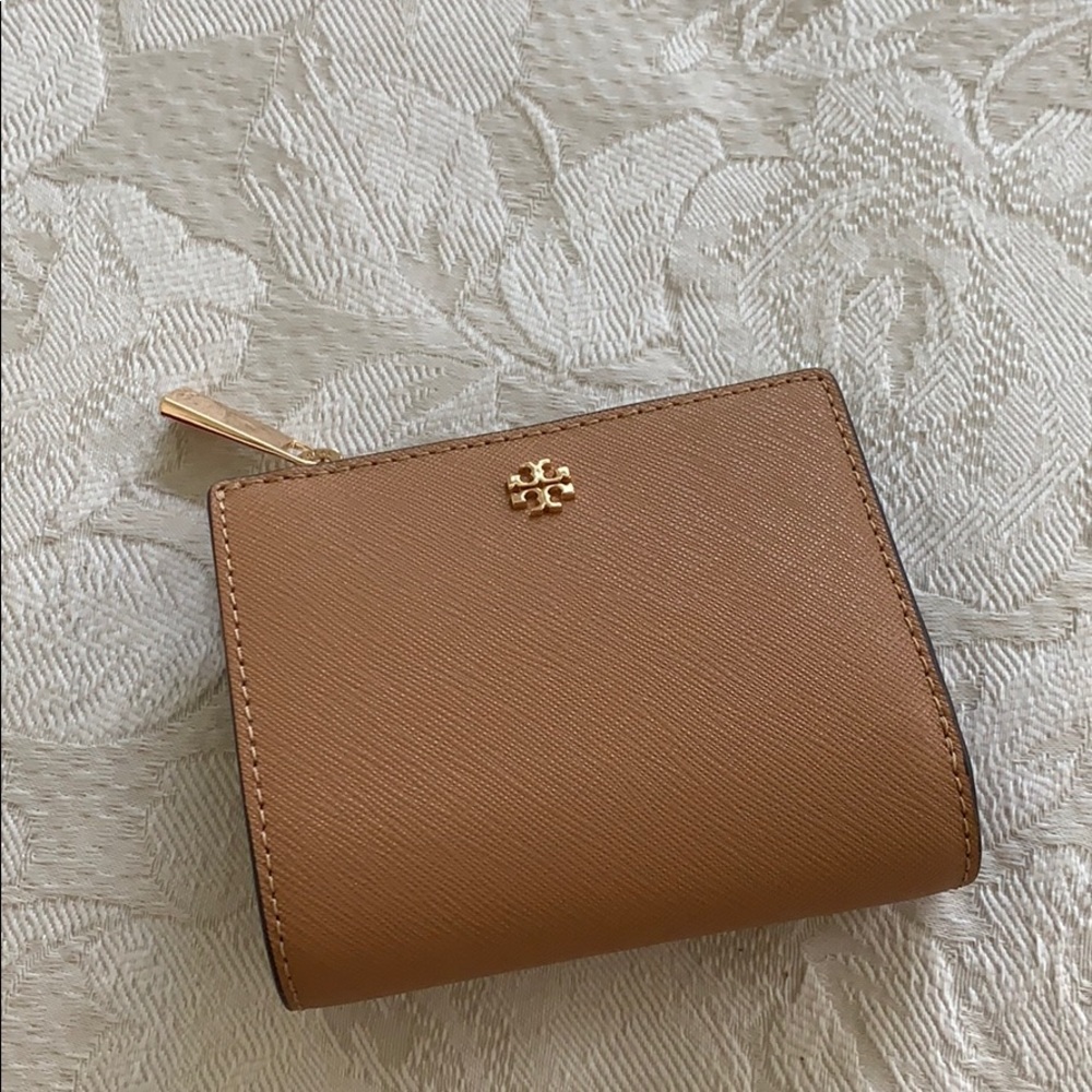 Tory Burch wallet